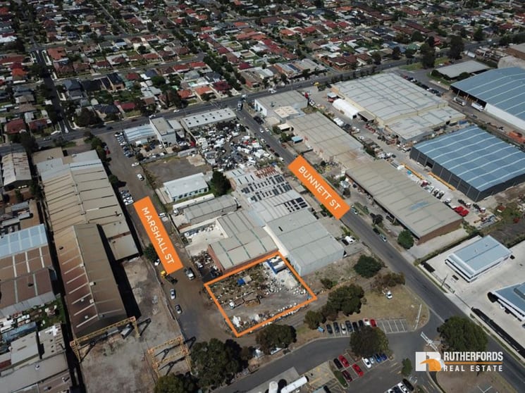 Click to view all images 29-33 Marshall Street Sunshine North VIC 3020 - Image 1
