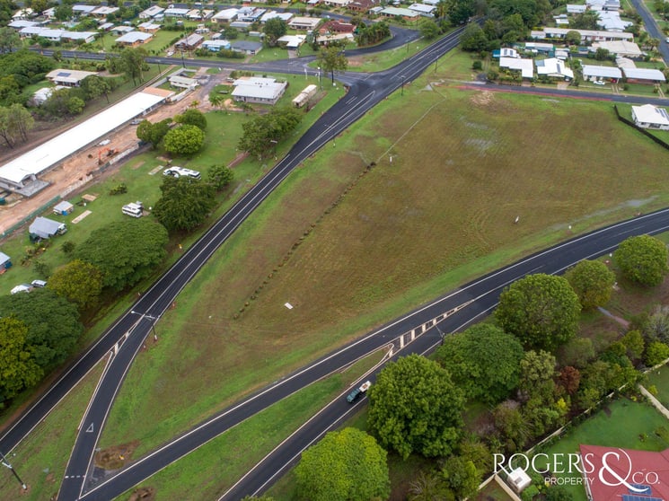 Click to view all images Lot 7 Kennedy Highway Mareeba QLD 4880 - Image 1