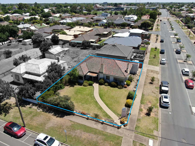 Click to view all images 221 Fryers. Street Shepparton VIC 3630 - Image 1