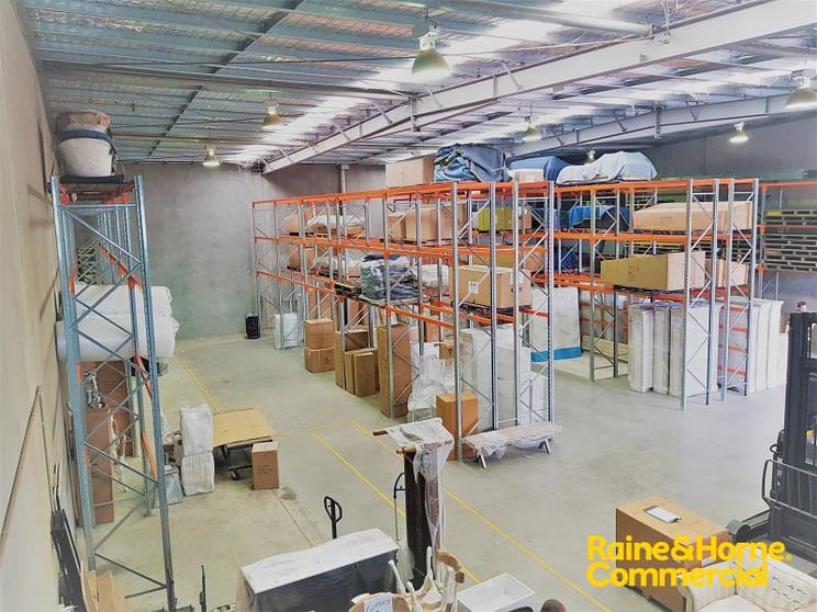Click to view all images Unit 4/8 Rose Street Campbelltown NSW 2560 - Image 2