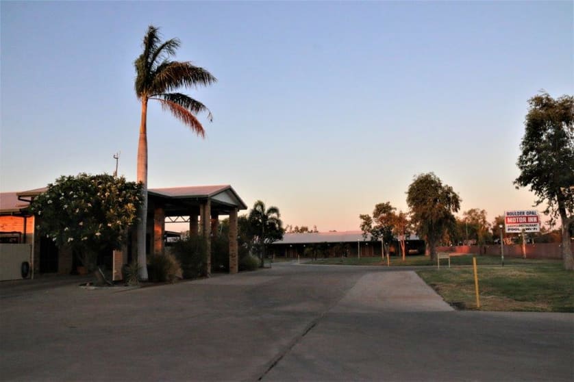 Click to view all images 2-18 Elderslie Street Winton QLD 4735 - Image 3