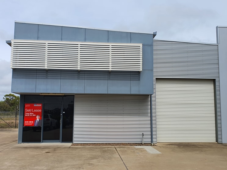 Click to view all images 2/46 Southern Cross Circuit Urangan QLD 4655 - Image 2