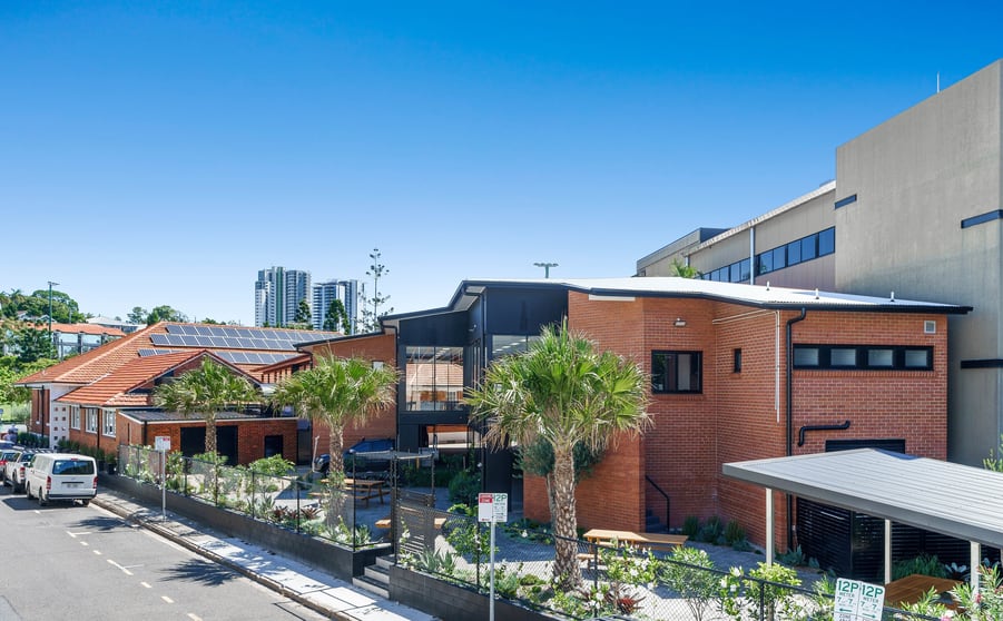 Click to view all images 60 Edmondstone Road Bowen Hills QLD 4006 - Image 3