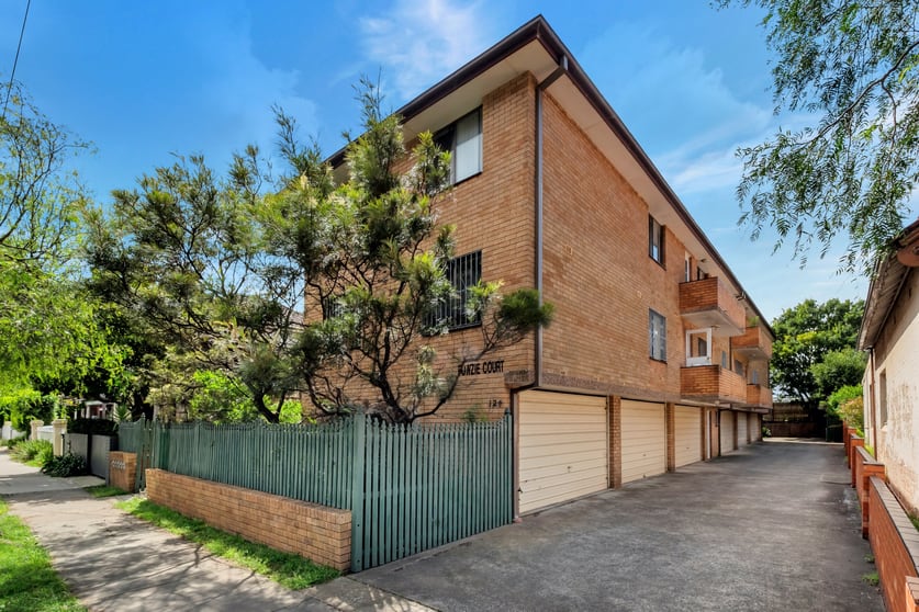 Click to view all images 124 Doncaster Avenue Kensington NSW 2033 - Image 2