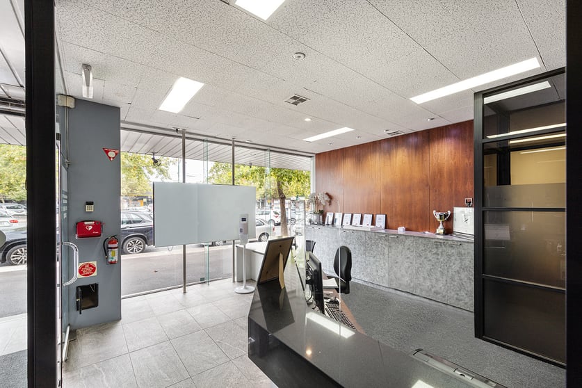 Click to view all images 1122 Mt Alexander Road Essendon VIC 3040 - Image 2