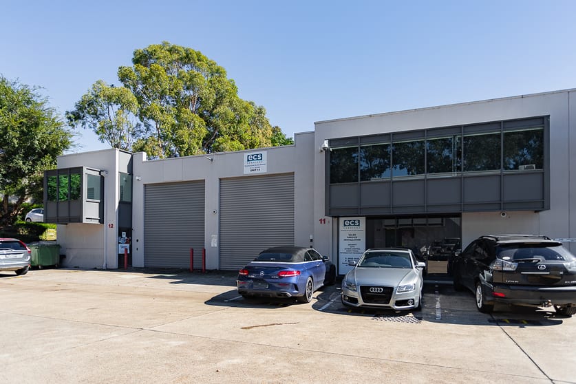 Click to view all images 11 & 12/10 Victoria Avenue Castle Hill NSW 2154 - Image 1