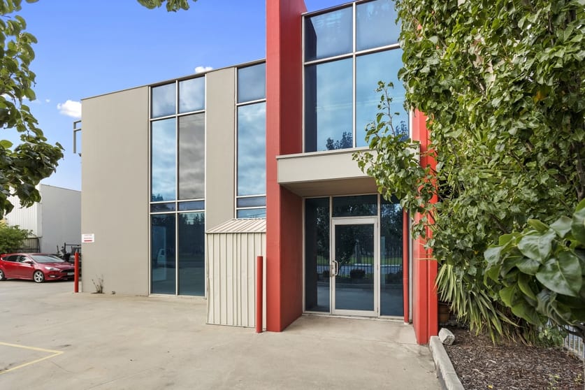 Click to view all images 121 Pipe Road Laverton North VIC 3026 - Image 3