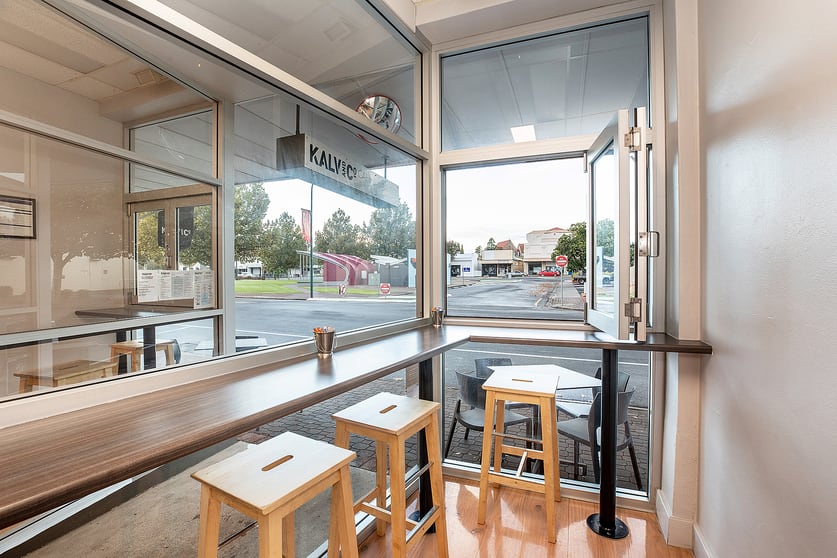Click to view all images 51 Ormerod Street Naracoorte SA 5271 - Image 2