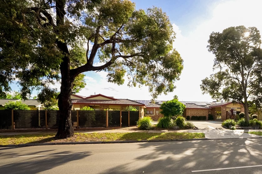 Click to view all images 89 Dalton Road Thomastown VIC 3074 - Image 1