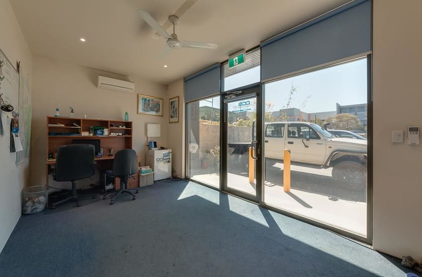 Click to view all images 4/17 Beneficial Way Wangara WA 6065 - Image 2