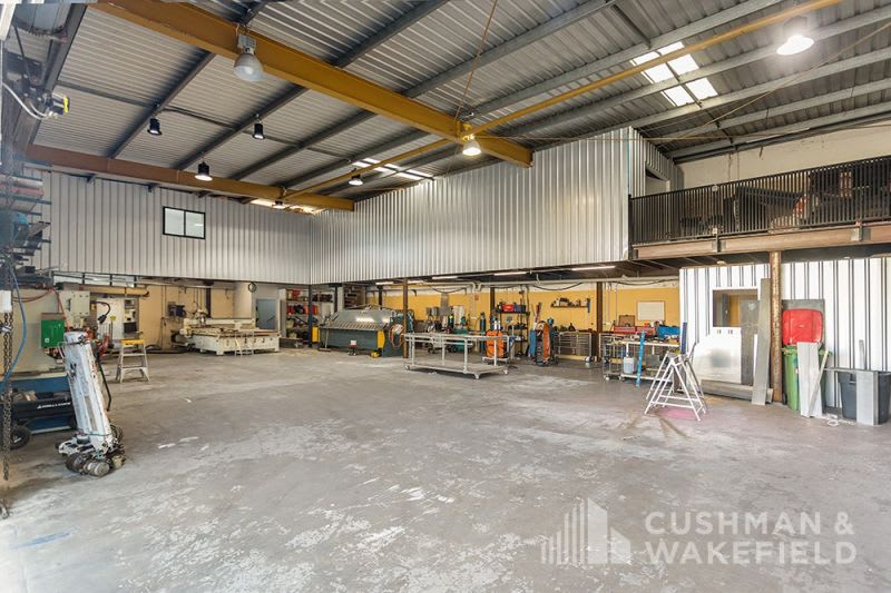 Click to view all images Unit 1/15 Reichert Drive Molendinar QLD 4214 - Image 2