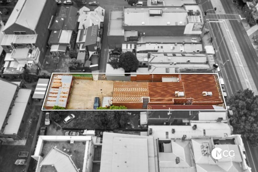 Click to view all images 290 - 292 Racecourse Road Flemington VIC 3031 - Image 3