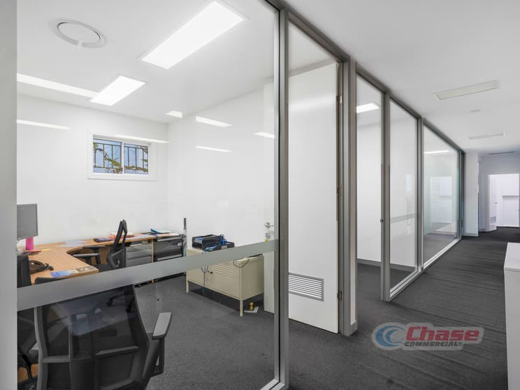 Click to view all images 206 Logan Road Woolloongabba QLD 4102 - Image 3