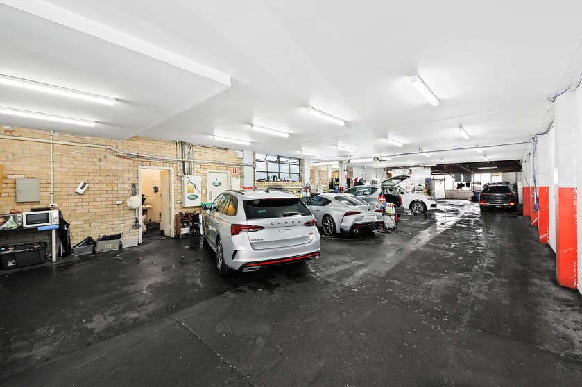 Click to view all images 21 Whiting Street Artarmon NSW 2064 - Image 3