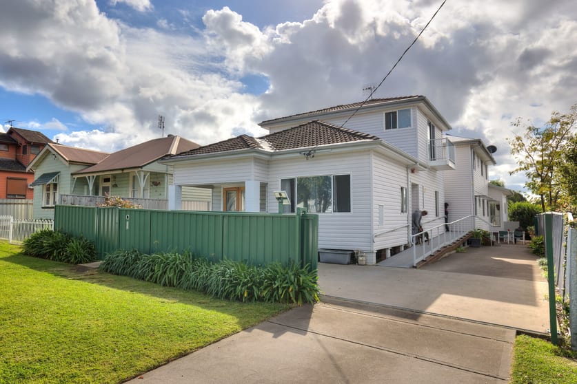 Click to view all images 10 Tinonee Road Waratah NSW 2298 - Image 1