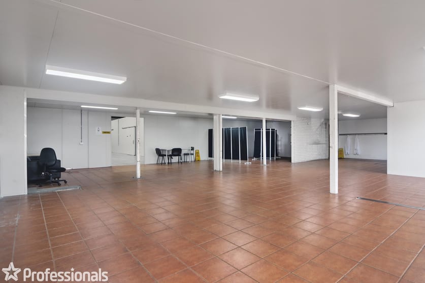 10 Norfolk Avenue South Nowra NSW 2541 - Image 3