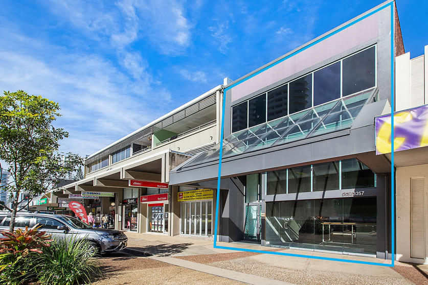 Click to view all images 64 Griffith Street Coolangatta QLD 4225 - Image 2