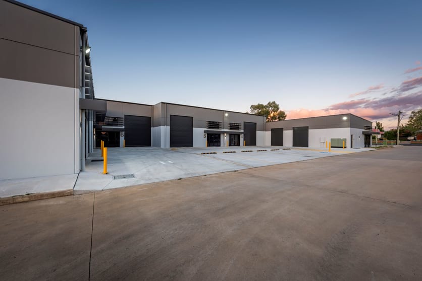 Click to view all images 1/231 McLachlan Street Orange NSW 2800 - Image 3