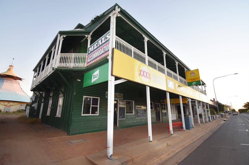 Click to view all images 119-123 Oak Street Barcaldine QLD 4725 - Image 3