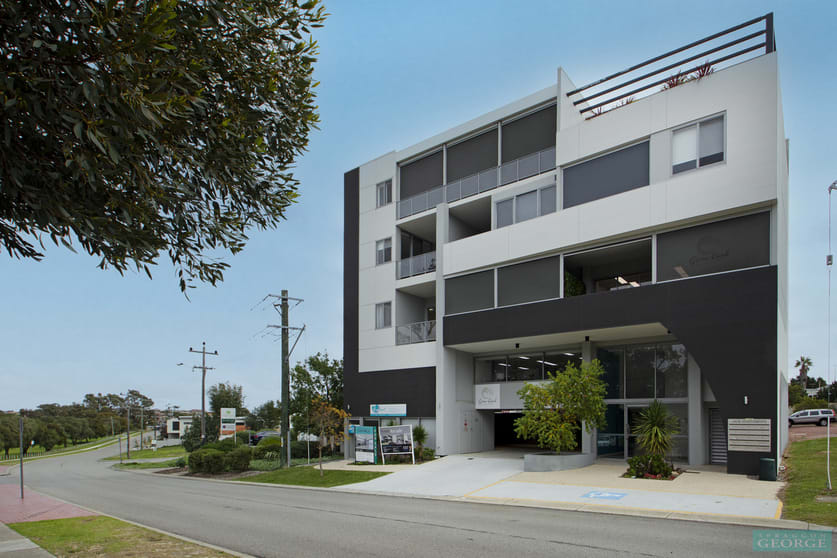 Click to view all images 10/31 Green Road Hillarys WA 6025 - Image 1