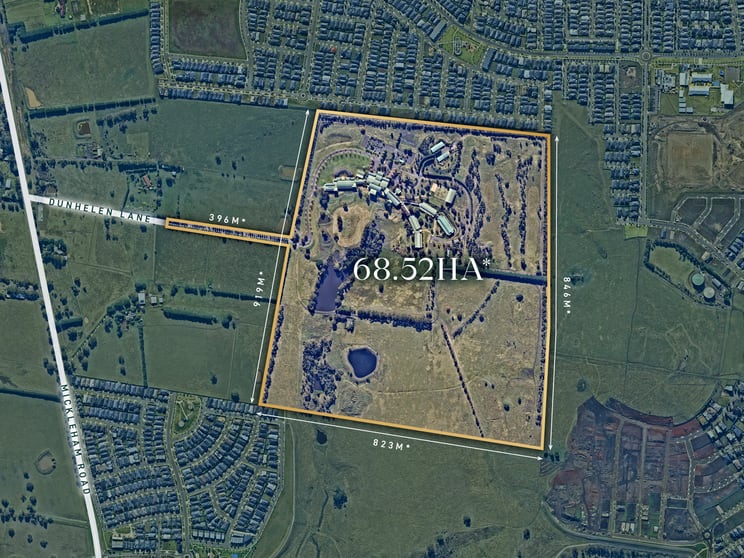 Click to view all images Aitken Hill/20 Dunhelen Lane Craigieburn VIC 3064 - Image 2