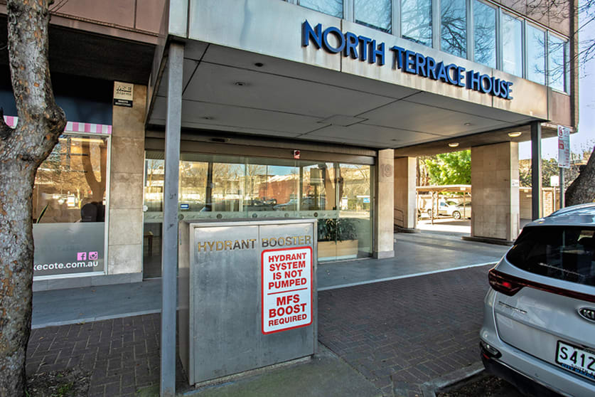 Click to view all images Unit 4/19 North Terrace Hackney SA 5069 - Image 2