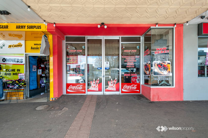 Click to view all images 15 Victoria Street Warragul VIC 3820 - Image 2