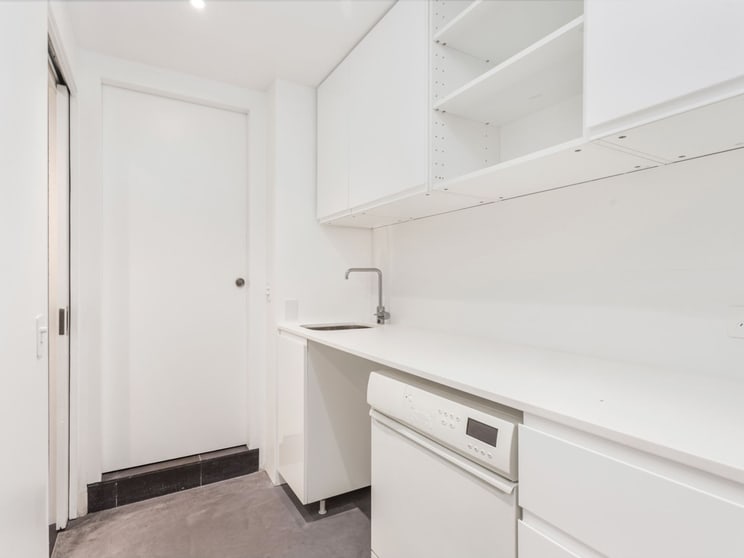 Click to view all images 253A Oxford Street ( Enter Via Sturt Street) Darlinghurst NSW 2010 - Image 3