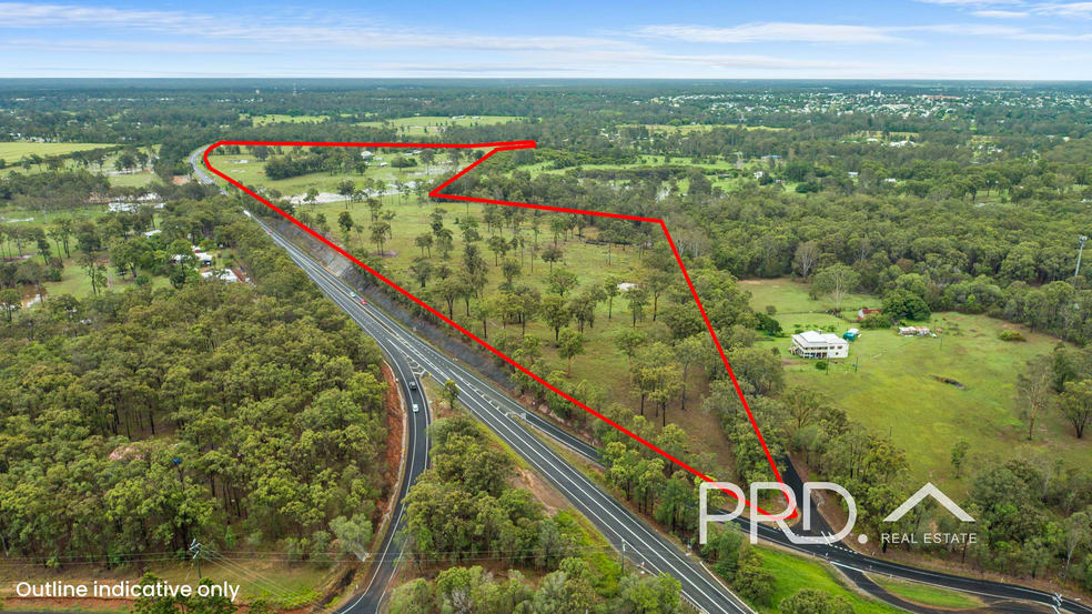 Click to view all images 215 Eatonvale Road Tinana QLD 4650 - Image 1