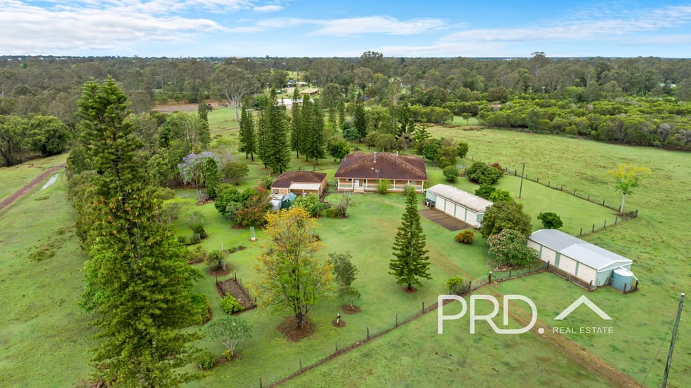 Click to view all images 215 Eatonvale Road Tinana QLD 4650 - Image 2