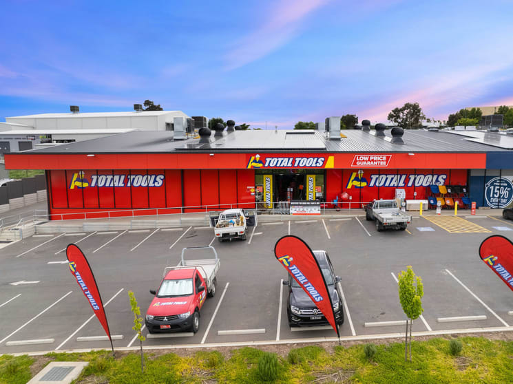 Click to view all images 1/29 Mount Barker Road Mount Barker SA 5251 - Image 2