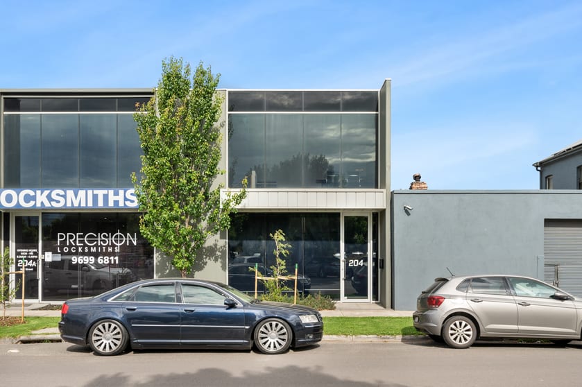 Click to view all images 204 Hall Street Spotswood VIC 3015 - Image 1