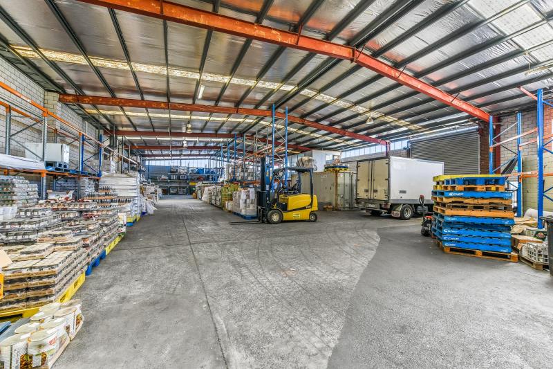Click to view all images Unit 1/1821 Ferntree Gully Road Ferntree Gully VIC 3156 - Image 2