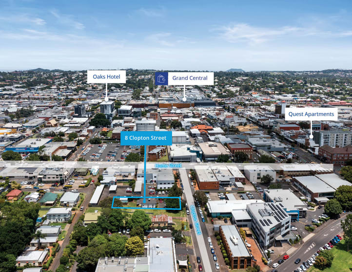 Click to view all images 8 Clopton Street East Toowoomba QLD 4350 - Image 3