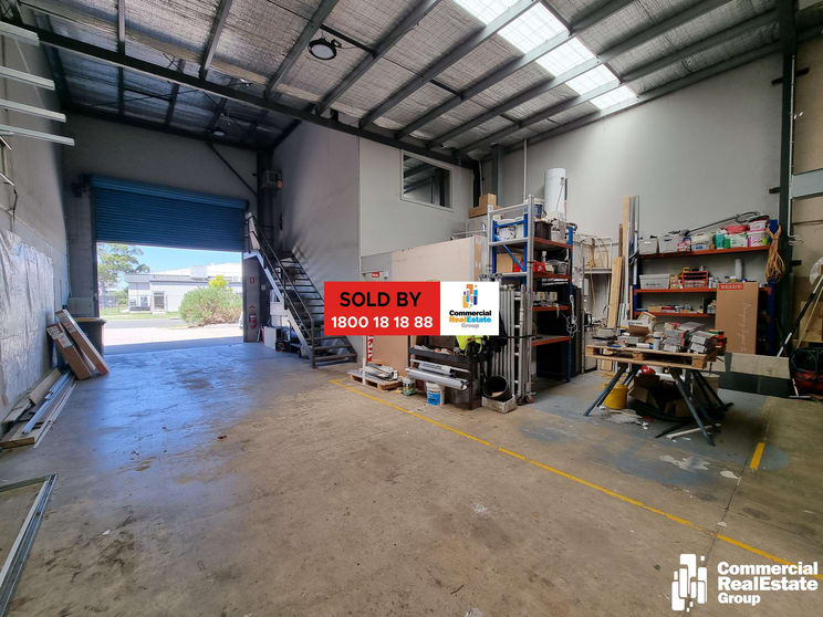 Click to view all images 26 Peninsula Boulevard Seaford VIC 3198 - Image 3