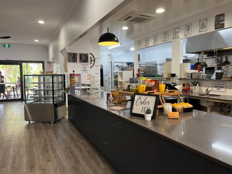 Click to view all images 22 Main Street Proserpine QLD 4800 - Image 3