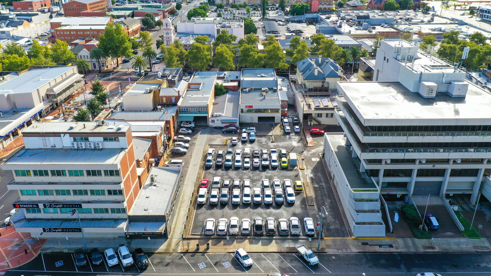Click to view all images 421 - 425 Peel Street Tamworth NSW 2340 - Image 3