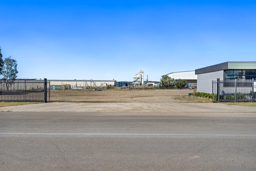 Click to view all images 14 - 16 Enterprise Crescent Muswellbrook NSW 2333 - Image 3