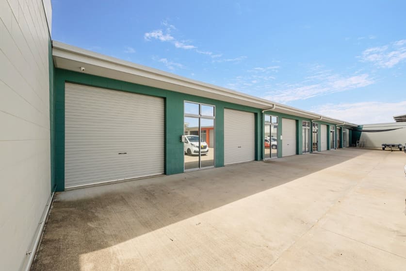 Click to view all images 37 Civil Road Garbutt QLD 4814 - Image 2