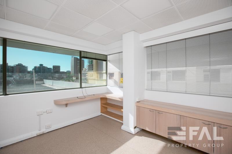 Level 1 Suite 24/201 Wickham Terrace Spring Hill QLD 4000 - Image 2