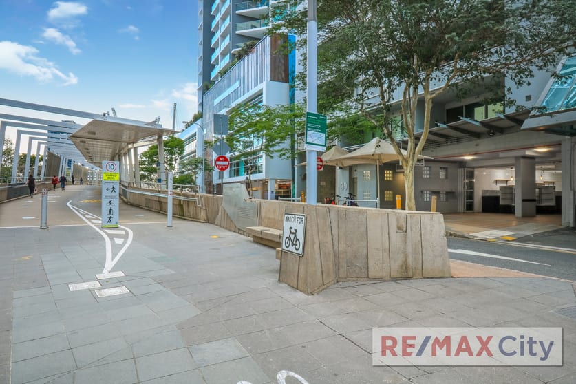 Click to view all images Lot 1/30 Tank Street Brisbane City QLD 4000 - Image 2