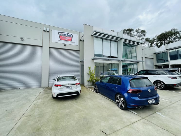 13 Bonavita Court Chirnside Park VIC 3116 - Image 2