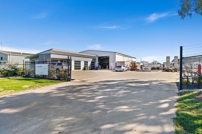 3 Tews Court Wilsonton QLD 4350 - Image 2