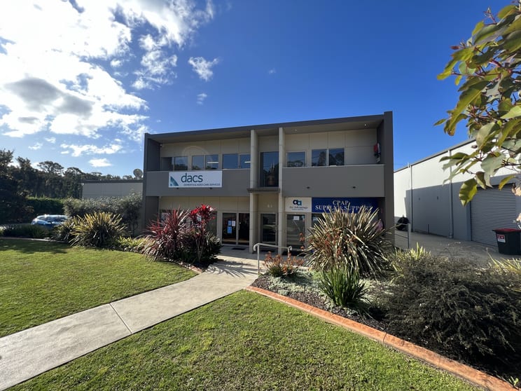 Click to view all images 1/63 Cranbrook Road Batemans Bay NSW 2536 - Image 1
