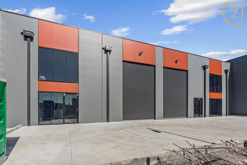 10 Trade Way Cranbourne West VIC 3977 - Image 2