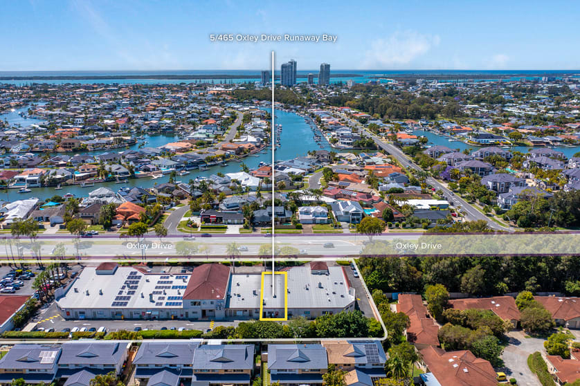 Click to view all images 5/465 Oxley Drive Runaway Bay QLD 4216 - Image 3