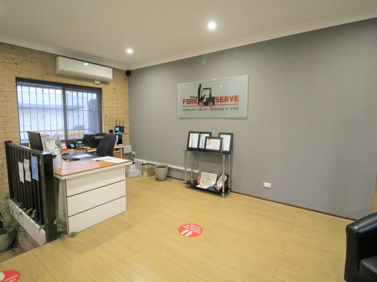 Click to view all images 12 Kenoma Place Arndell Park NSW 2148 - Image 2