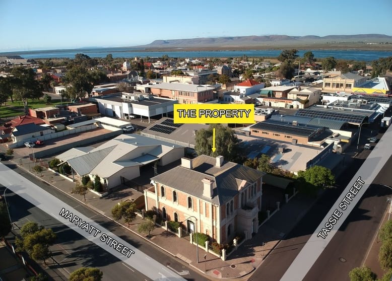 Click to view all images 12 Tassie Street Port Augusta SA 5700 - Image 3