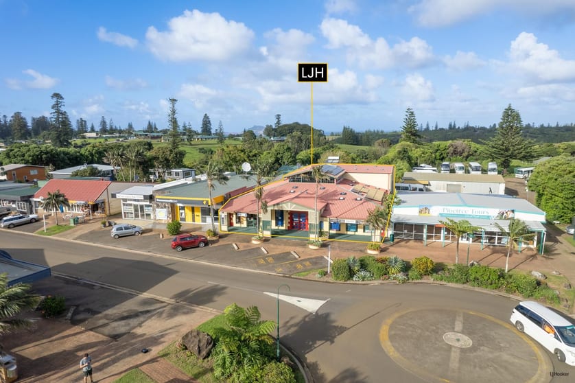 Click to view all images 70-72 Taylors Road Norfolk Island NSW 2899 - Image 3