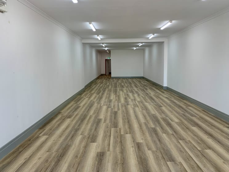 10 Rochdale Square Lalor VIC 3075 - Image 2